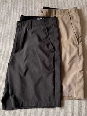 Volcom Mens Surf & Turf Shorts Lot of 2 Khaki and Gray Size 36 Stretch